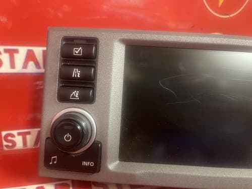 2005-2009 LAND ROVER RANGE ROVER RADIO DISPLAY SCREEN WITH NAVIGATION OEM LR104U - Thumbnail 6