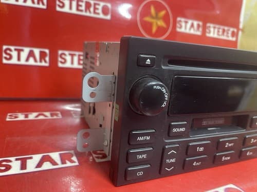 2004-08 Suzuki Forenza AM FM Receiver CD Player Cassette 96 437 609 SUZ110U - Thumbnail 4