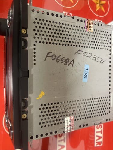 08-09 FORD TAURUS X RADIO AM-FM-STEREO 6 CD-MP3 PLAYER ID 8F9T-18C815-CA FO235U - Thumbnail 4