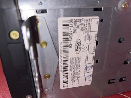 2005 Ford Five Hundred AM FM Aux MP3 Player 6 CD Player 5G1T-18C815-EA FO169U - Thumbnail 6