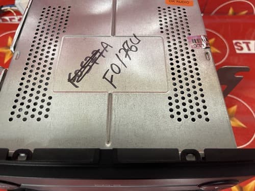 2005 2006 F250 F350 Truck F Series MERCURY Monterey Radio 6 Disc CD FO178U - Thumbnail 4