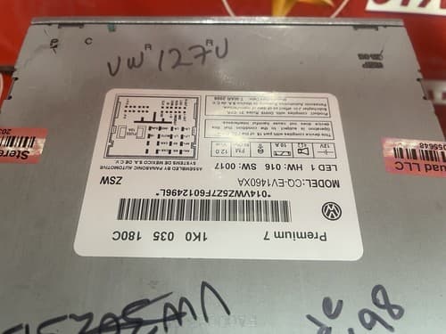 2006-2010 VW Passat AM FM Audio Radio Stereo 6 Disc CD Player 1K0035180C VW127U - Thumbnail 4