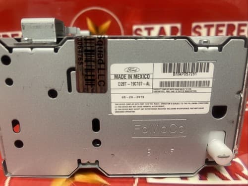 '18-'19 FORD FIESTA radio receiver AM-FM-CD-MP3 OEM D2BT-19C107-AL FO234AU - Thumbnail 4