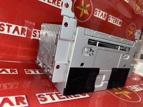 2009 09 Ford Escape Sound System AM/FM MP3 CD Player 9L8T-19C107-AB OEM FO174U - Thumbnail 3