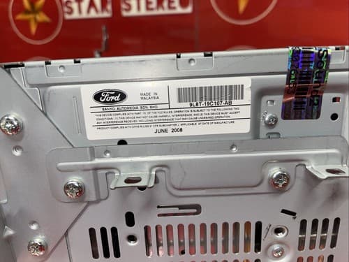 2009 09 Ford Escape Sound System AM/FM MP3 CD Player 9L8T-19C107-AB OEM FO174U - Thumbnail 5