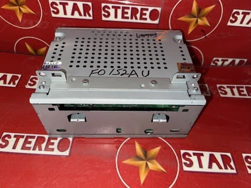 2016-2018 Ford Focus AM /FM Radio Receiver XM MP3 CD JM5T18D818BA FO152BU - Thumbnail 2