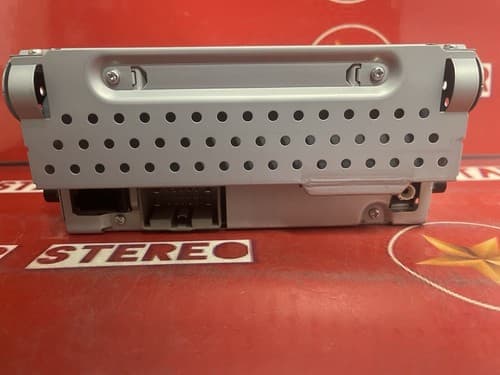 VOLVO S80 2009 3.0i-T6 LHD CD PLAYER OEM 31285799AA / 31285805AA VO119U - Thumbnail 5