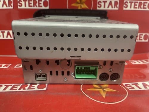 1999-04 Volvo 80 Series AM FM Radio 6 CD Player 8651148-1 HU-801 VO117AU - Thumbnail 4