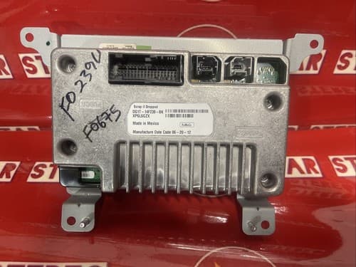 ✅ 13-16 FORD TAURUS Radio Display Dash 8" Screen SYNC Module DG1T14F239BK FO239U - Thumbnail 3