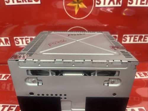 2010 Ford Escape Mercury Mariner AM FM mp3 w CD Player 9L8T-19C157-DE FO233U - Thumbnail 3