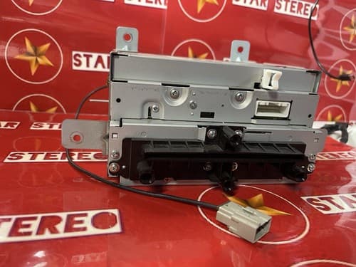 06 07 SUBARU B9 TRIBECA CD PLAYER RADIO RECEIVER UNIT 86201XA03A OEM SU102AU - Thumbnail 2