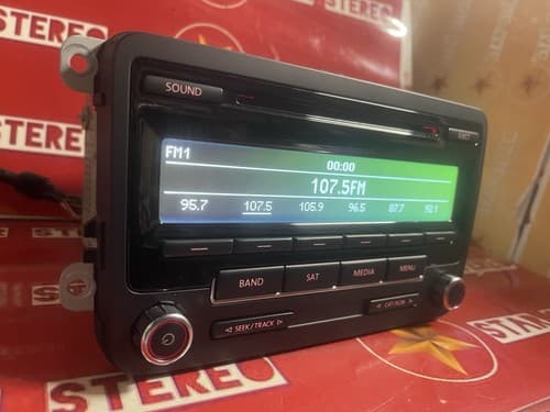 2012-2017 Volkswagen Jetta Am Fm Cd Radio satellite Receiver 1K0 035 164 VW123U - Thumbnail 2