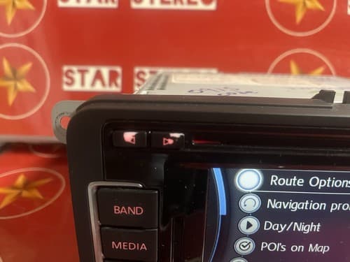 2012-2016 Volkswagen Passat Navigation Radio Display Screen 1K0 035 274 VW121U - Thumbnail 3