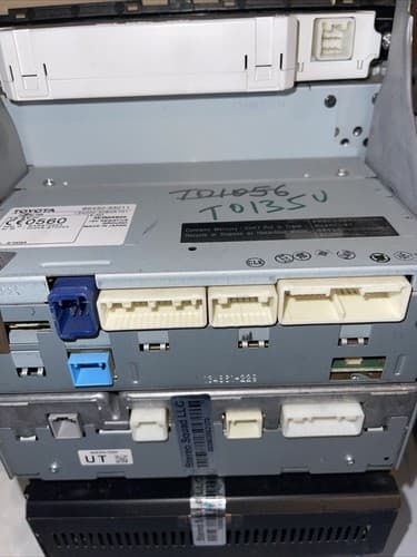 07 08 09 Lexus ES 350 ES350 Navigation Screen LCD Radio 6 CD Player P6866 TO135 - Thumbnail 5