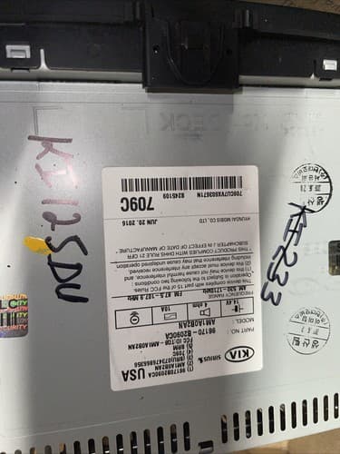 OEM 2014 2015 2016 KIA SOUL AM/FM/CD/MP3/SAT RADIO 96170B2090CA KI125DU - Thumbnail 5