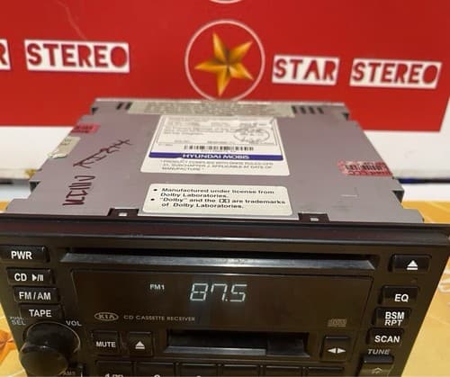 2002-2005 Kia Sedona CD Tape Player AM FM Radio Stereo P/N 1K5LC 66 860 KI111U - Thumbnail 5