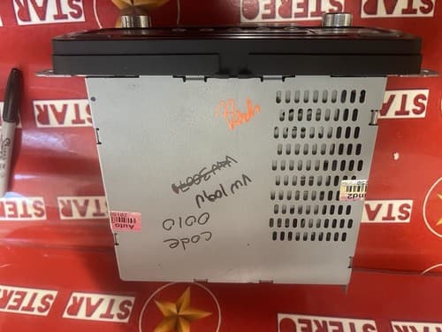 06-09 VOLKSWAGEN JETTA RADIO AM-FM-CD MP3 1K0 035 161 B VW109U - Thumbnail 3