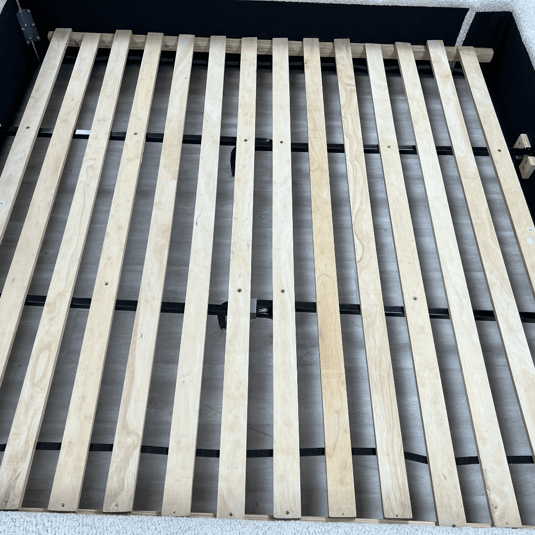 Parker House Sleep Escape Fluffy River Rock King Upholstered Bed - Thumbnail 16