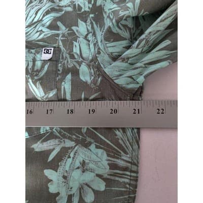 Mens DC Floral Print Long Sleeve Button Down Collar Shirt Sz. M - Thumbnail 7