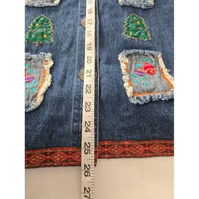 Patchington Womens Denim Jacket L Christmas Trees Stockings Embroidered Holiday - Thumbnail 10