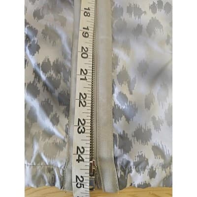 Zenergy by Chico's Women's Sleeveless Zip Vest Abstract Print Pockets Size 2 - Thumbnail 9