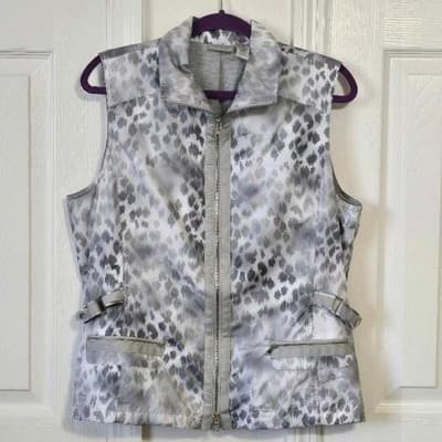 Zenergy by Chico's Women's Sleeveless Zip Vest Abstract Print Pockets Size 2 - Image 1