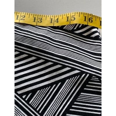 Worth Women's Geometric Pencil Skirt Black & White Size 10 Short - Thumbnail 3