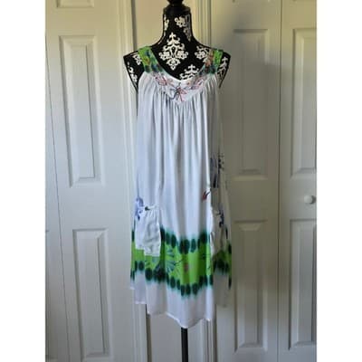 ONE SIZE Island Planet White Green Tie Dye Embroidered Sleeveless Beach Dress - Image 1