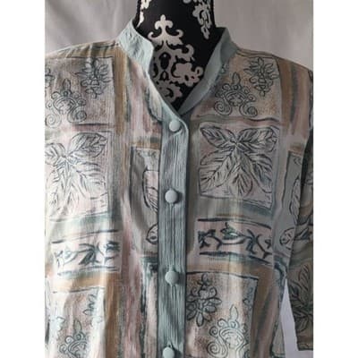 Lighthouse Point Women's Floral Top Button Front Short Sleeve Ivory Size Small - Thumbnail 2