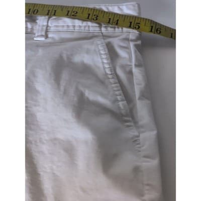 GAP City Short white women shorts size 6 cotton spandex - Thumbnail 3