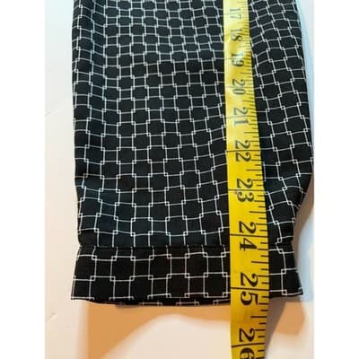 Jaclyn Smith Collection Black White Geometric Long Sleeve V Neck Blouse Plus XXL - Thumbnail 10