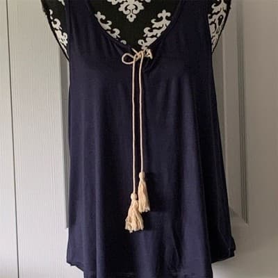 Max Studio Women's Navy Sleeveless Top Size L - Image 1