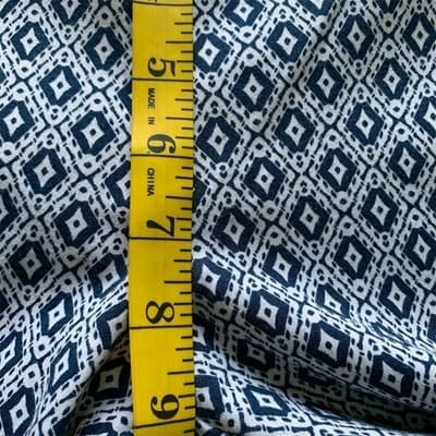 H&M Women's Size 8 Blue Geometric Print Cropped Pants - Thumbnail 6