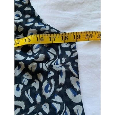 Cabi Women's Blue Animal Print Cami Blouse Size M Sleeveless Peplum - Thumbnail 11