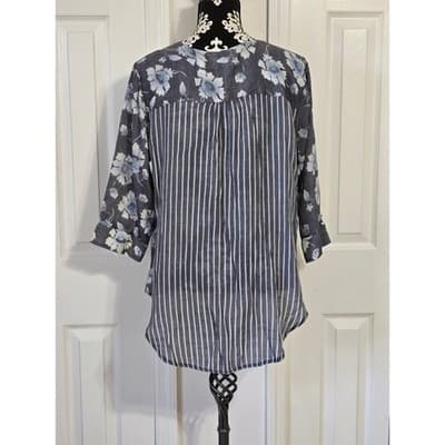 christopher & banks Petite PXL Floral Stripe 3/4 Sleeve V-Neck Tunic Top - Thumbnail 10
