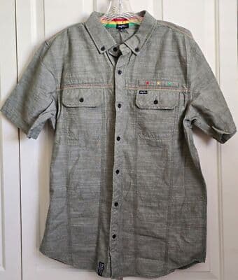 LRG Men's XL Green Military Button-Down Short Sleeve Woven Shirt - Image 1