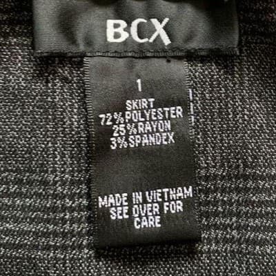 BCX Women's Gray Plaid Pleated Short Skirt with Button Accent Size 1 - Thumbnail 2