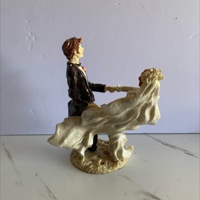 Vintage Dancing Wedding Couple 10 1/2 Tall - Thumbnail 4