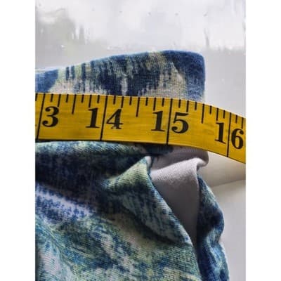 Womens Chico Blue White Abstract Print Knit Shirt size 1 - Thumbnail 6