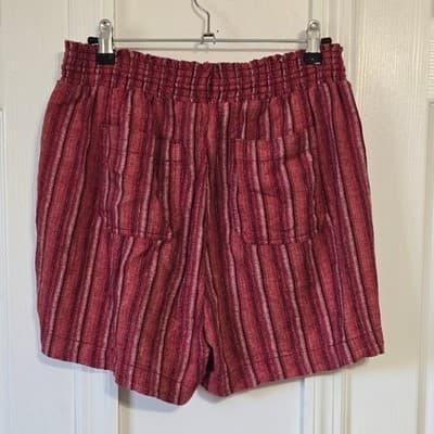 BRIGGS Red Stripe Linen Blend Pull On Shorts Women's Size M Smocked Waist Tassel - Image 1