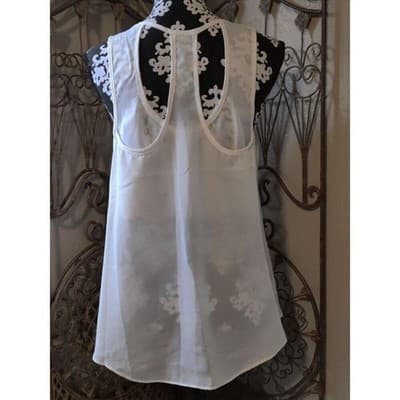 Large Women True Light Layered Sleeveless Racerback Asymmetric Hem Chiffon Top - Thumbnail 2