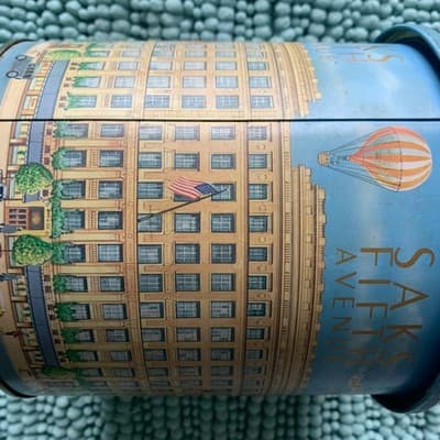 Vintage SAKS FIFTH AVENUE Metal Tin Can Empty 8 X 6 - Thumbnail 4