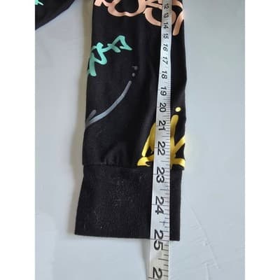 BAILEYS APPAREL Black Long Sleeve Graphic Tee Hustle Crown Graffiti Print Medium - Thumbnail 5