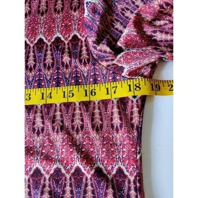 Shirley Blue Womens Burgundy Paisley Sharkbite Hem 3/4 Sleeve Top Size M - Thumbnail 6