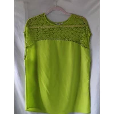 Moon Lime Green Crochet Lace Yoke Sleeveless Blouse Top Size M B5102 - Image 1
