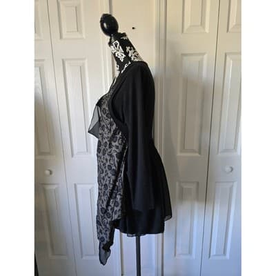 Black Asymmetric Layered Tunic Top Floral Damask Handkerchief Hem Long Sleeve - Thumbnail 8