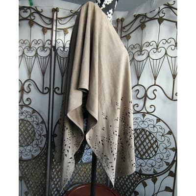 Chicos Faux Suede Tan Laser Cut Poncho Wrap One Size Floral Eyelet Shawl OS - Thumbnail 5