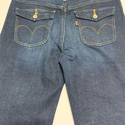 Levi's Women's Jeans Size 6M Blue Medium Wash 5-Pocket Style - Thumbnail 2
