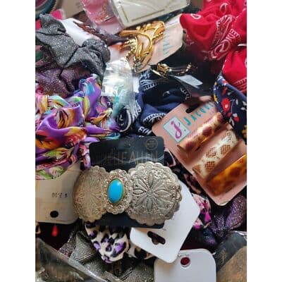 20 PC LOT Fashion Hair Accessories Salvage Shelf Pulls Assorted Styles and Brand - Thumbnail 4