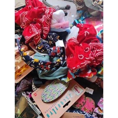 20 PC LOT Fashion Hair Accessories Salvage Shelf Pulls Assorted Styles and Brand - Thumbnail 6